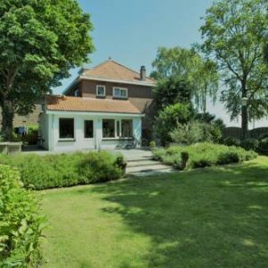 Hotel Beautiful Monumental Villa with Large Garden in Lisse