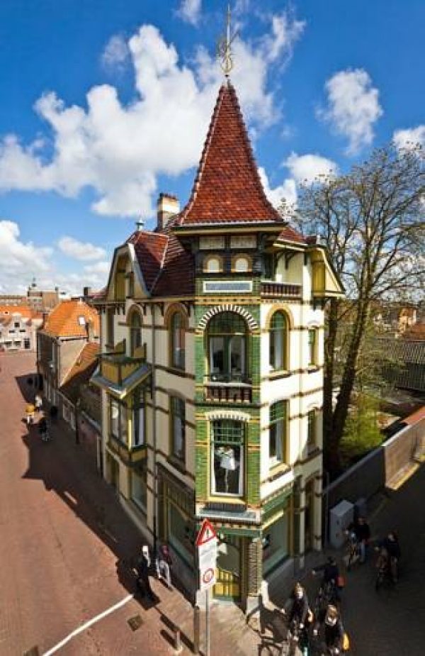 Hotel Monumental Castle of Alkmaar in Alkmaar