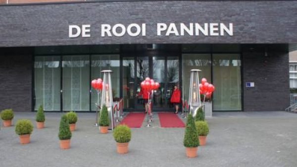 Hotel Onderwijshotel De Rooi Pannen Eindhoven in Eindhoven