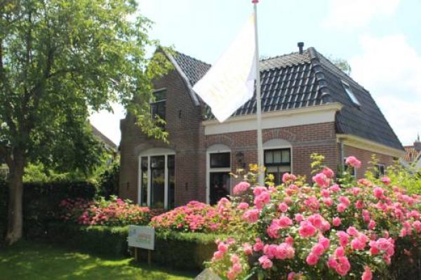 Hotel UniqueLudique in Middenbeemster