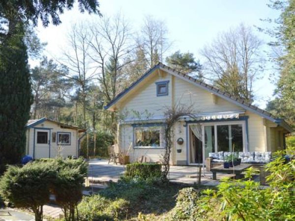 Bungalow 183 in Oost-