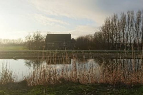 Huisje bij de Boerderij in Burgerbrug