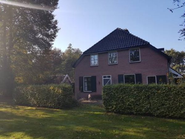 Een huis met 4 slaapkamers in Ruinen