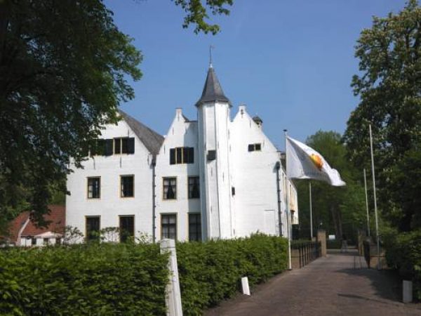 Het Kasteel van Rhoon - Het Koetshuys in Rhoon