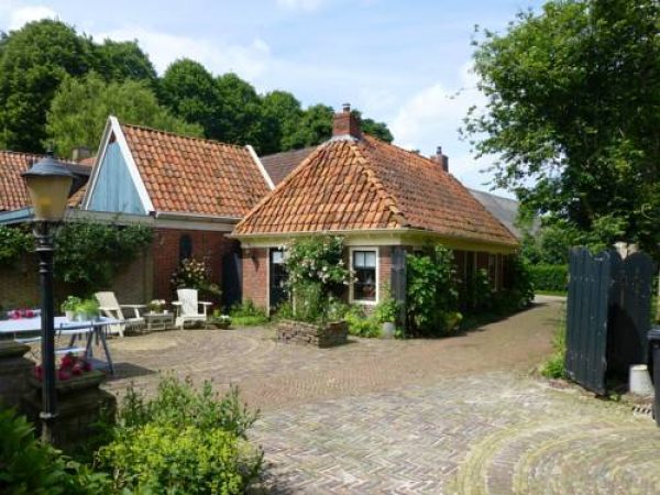 Lutje Hoeske in Tinallinge