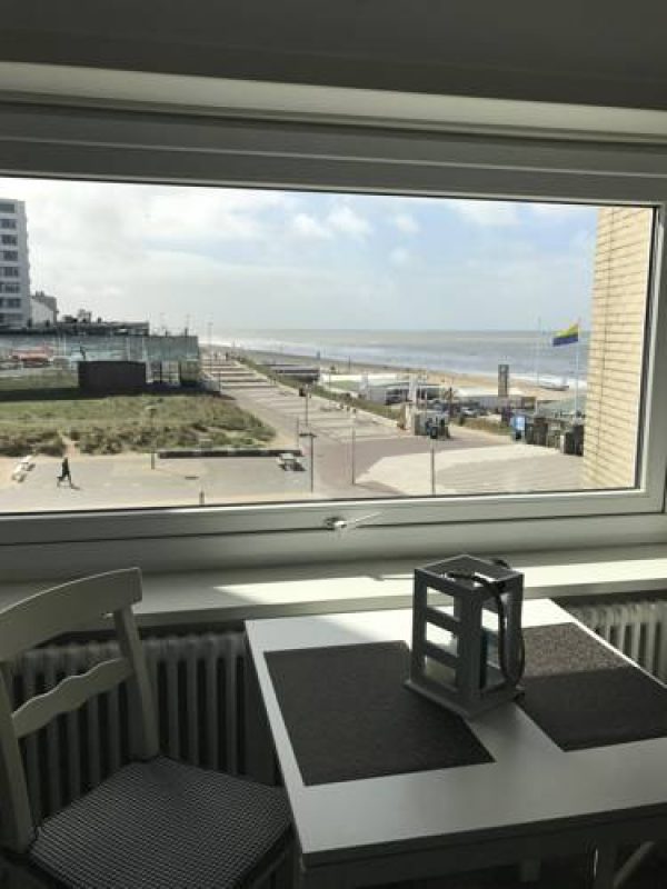 Playa Vista Seaview Beach Apartment in Zandvoort