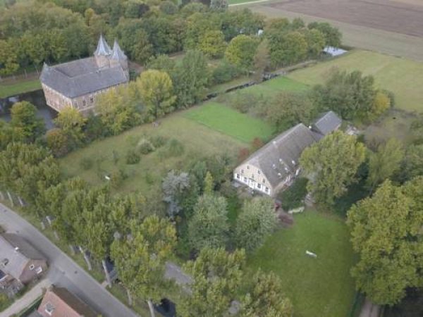 B&B Kasteelhoeve-Dussen in Dussen