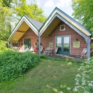 Chalet with a Meadow view in Een