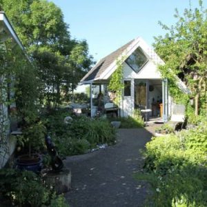 Holiday home Atelier Westfriesedijk in Krabbendam