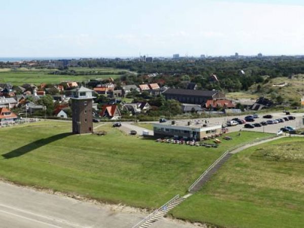 Holiday home De Kustwachttoren Family in Huisduinen