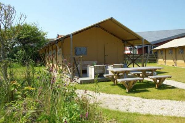 Holiday home Sea Lodge Aan de Duinen in Callantsoog
