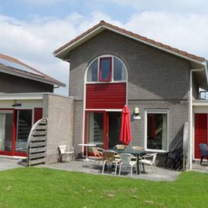 Holiday home Recreatiepark Bloemketerp 2 in Franeker