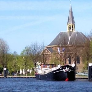 Hotelschip 'Ali-B2' in Alphen aan den Rijn