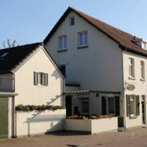 Walnut Lodge Bed & Breakfast in Noorbeek