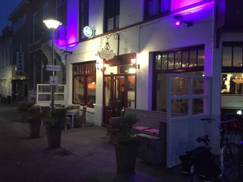 Café pension The Chandelier in Terneuzen