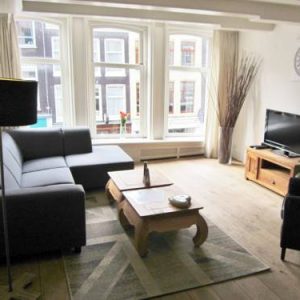 136-1Cozy Spacious Jordaan Apartment *Non Smoking* in Amsterdam