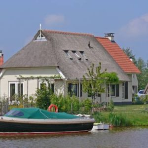 Holiday home Landgoed Eysinga State 1 in Sint Nicolaasga