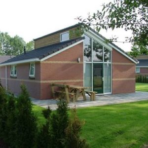 Holiday home Recreatiepark De Friese Wadden 4 in Tzummarum