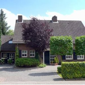 B&B ut Bosbeekhuuske in Baarlo