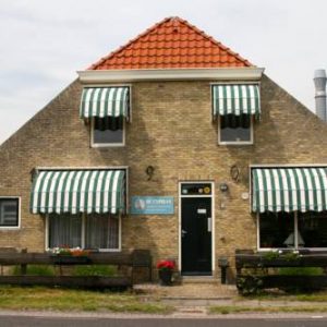 De Cyprian Bed & Breakfast in Terschelling- Baaiduinen