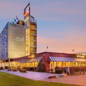 Select hotel apple park maastricht