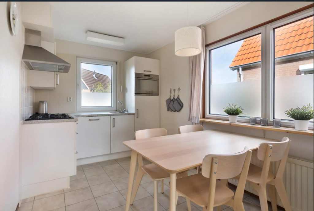 Luxe Vakantiewoning voor 4 personen, 800 meter van het strand